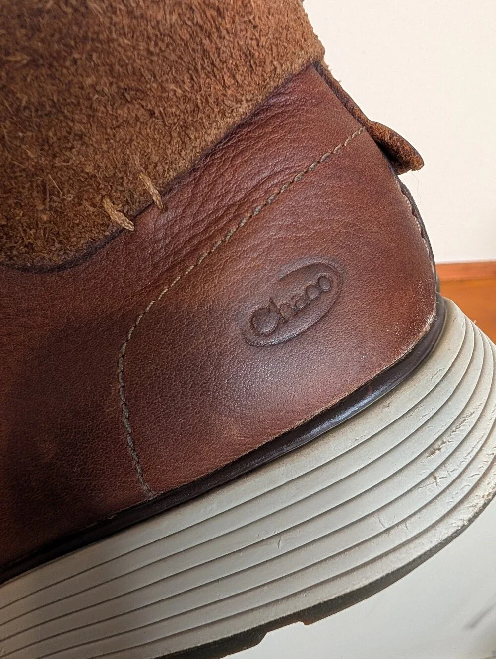 Chaco Brown Leather Moc Toe Chukka Boots Lace Up Suede Collar Mens Sz 10